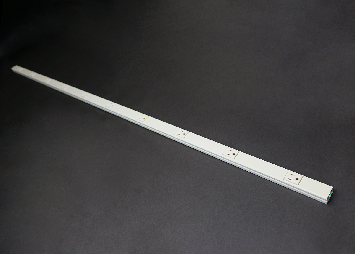 Wiremold&reg; G20GB306