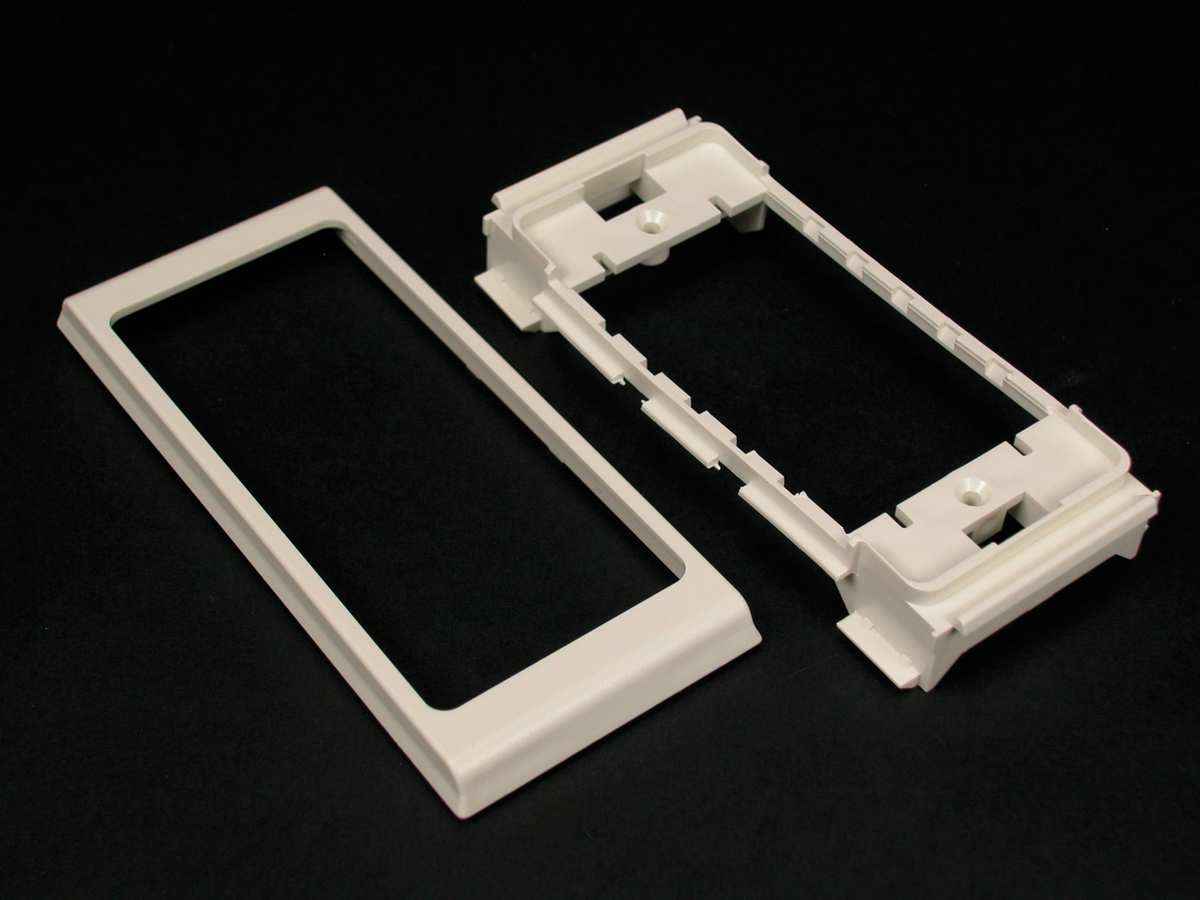 Wiremold&reg; 40N2F31V